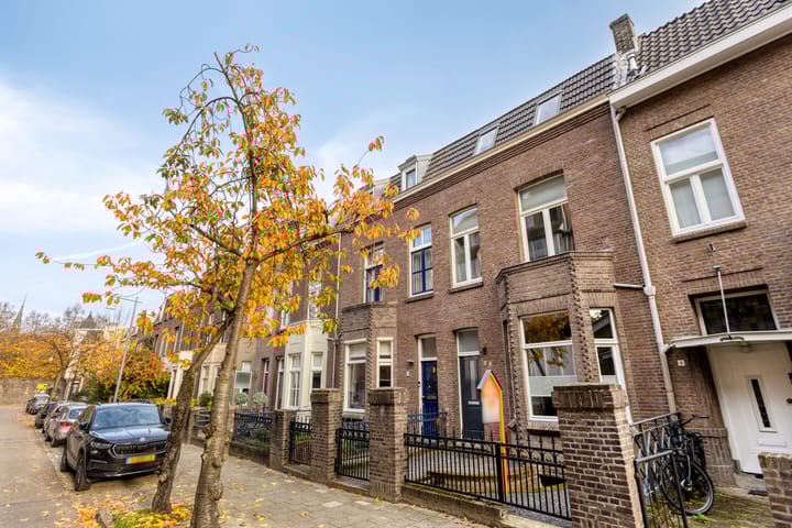 Godsweerderstraat 8 in Roermond foto