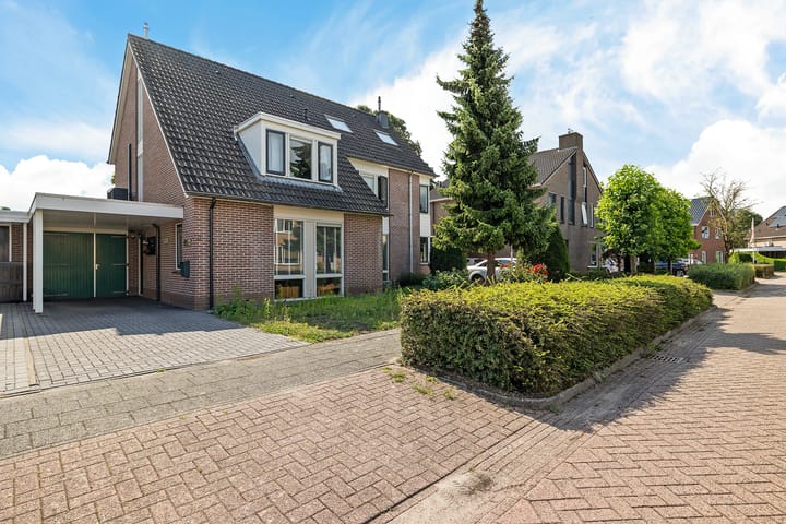 Goudenregen 18 dans Coevorden photo