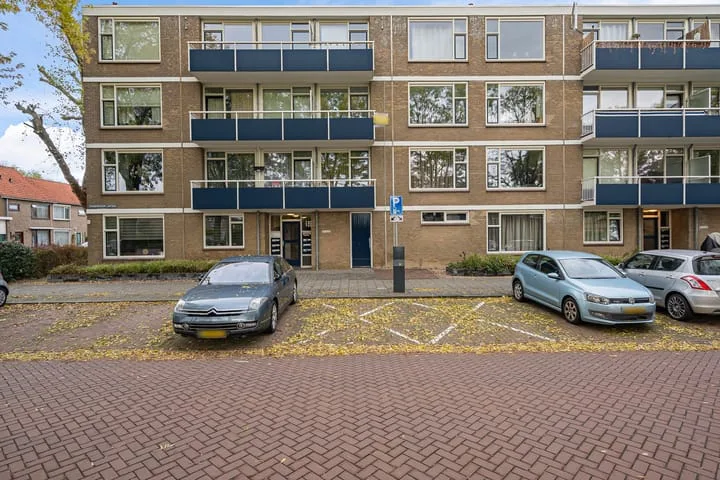 Goudenregenplantsoen 32 Alphen aan den Rijn