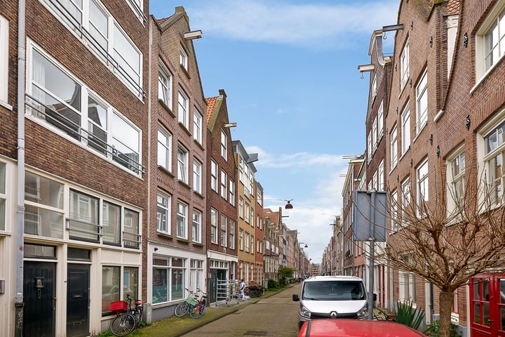 Goudsbloemstraat 61-1 in Amsterdam photo