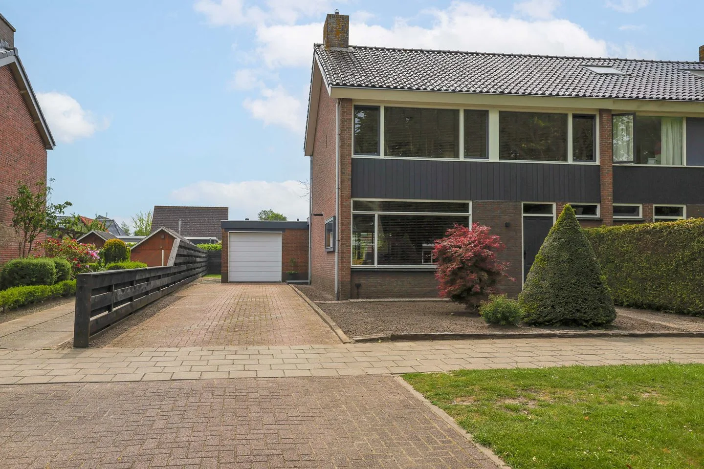 Goudtsjeblom-strjitte 11 Kootstertille