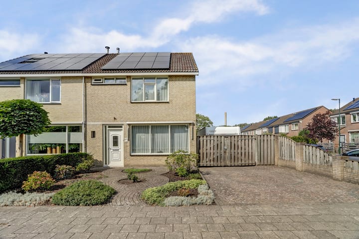 Gouverneurslaan 63 in Geertruidenberg Foto