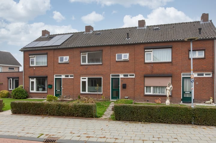 Graaf Hendrikstraat 20 en Braamt foto