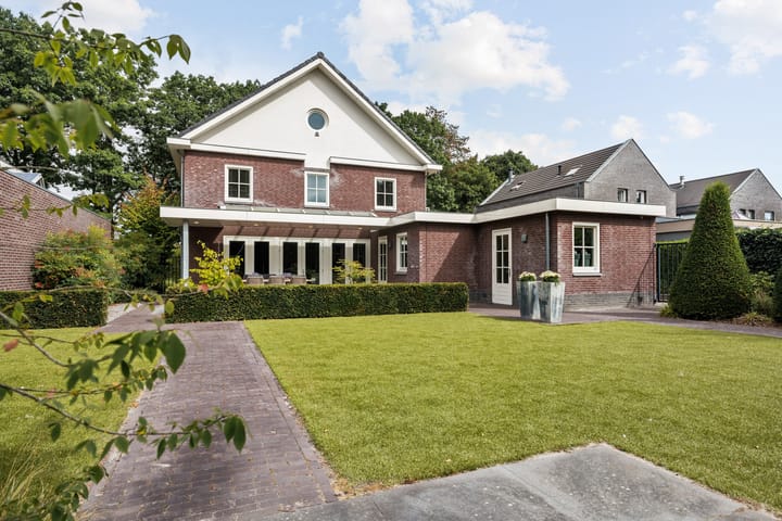 Grassavanne 108 dans Eindhoven photo