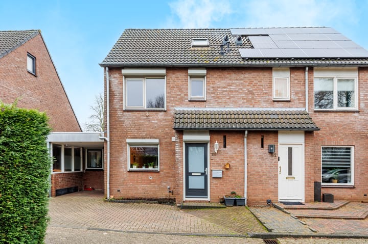 Photo of property Gravendaal 29, Deest