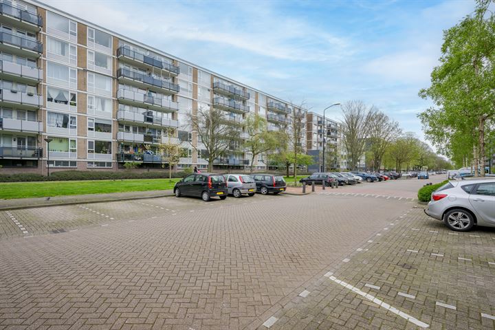 Gravin Juliana van Stolberglaan 540 in Leidschendam foto