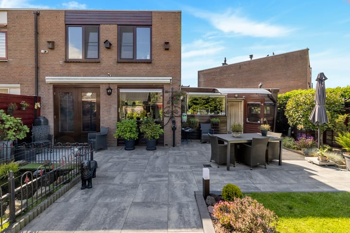 Photo of property Griend 35 80, Lelystad