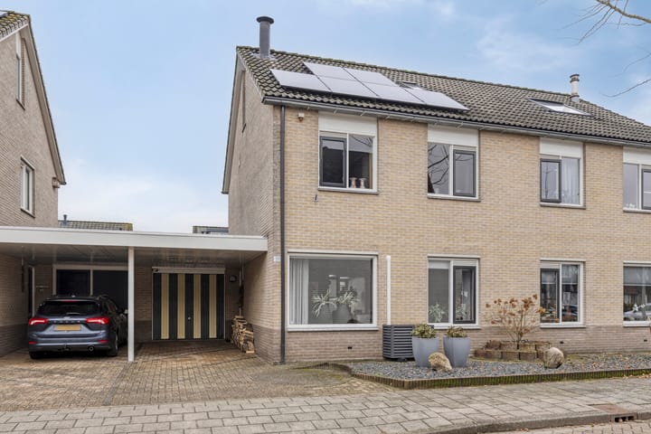 Photo of property Grimberghoek 31, Enschede