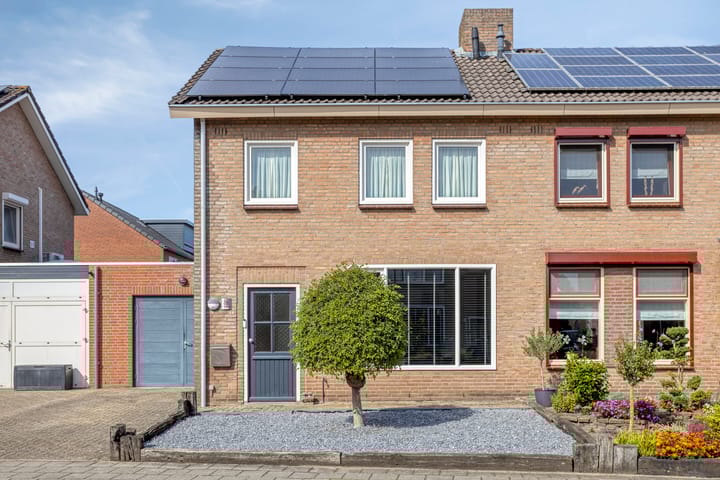 Photo of property Groenhoeven 26, Wanroij