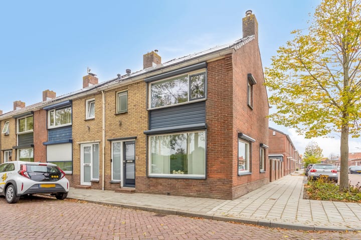 Groeninx van Zoelenstraat 16 in Yerseke Foto