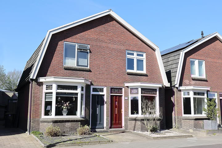Gronausestraat 56 en Losser foto