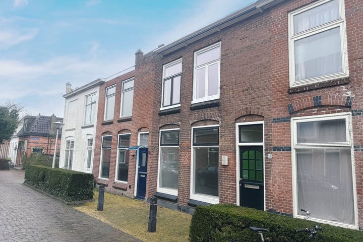 Groningerstraat 17 in Leeuwarden photo
