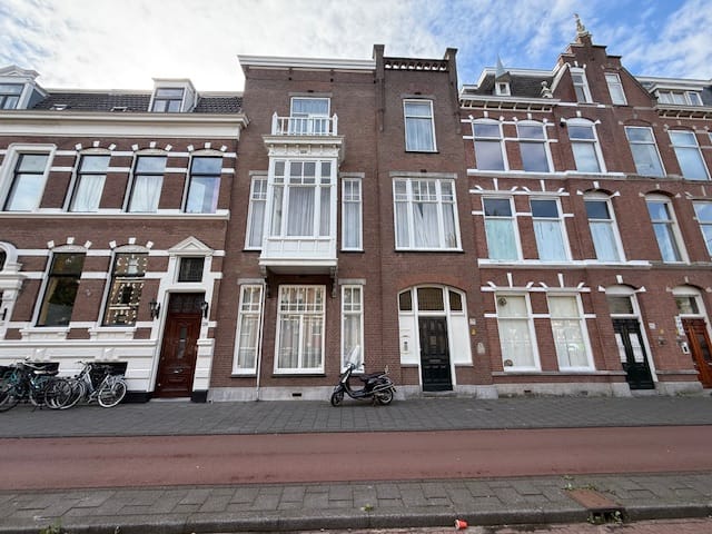 Groot Hertoginnelaan 126B in 's-Gravenhage Foto