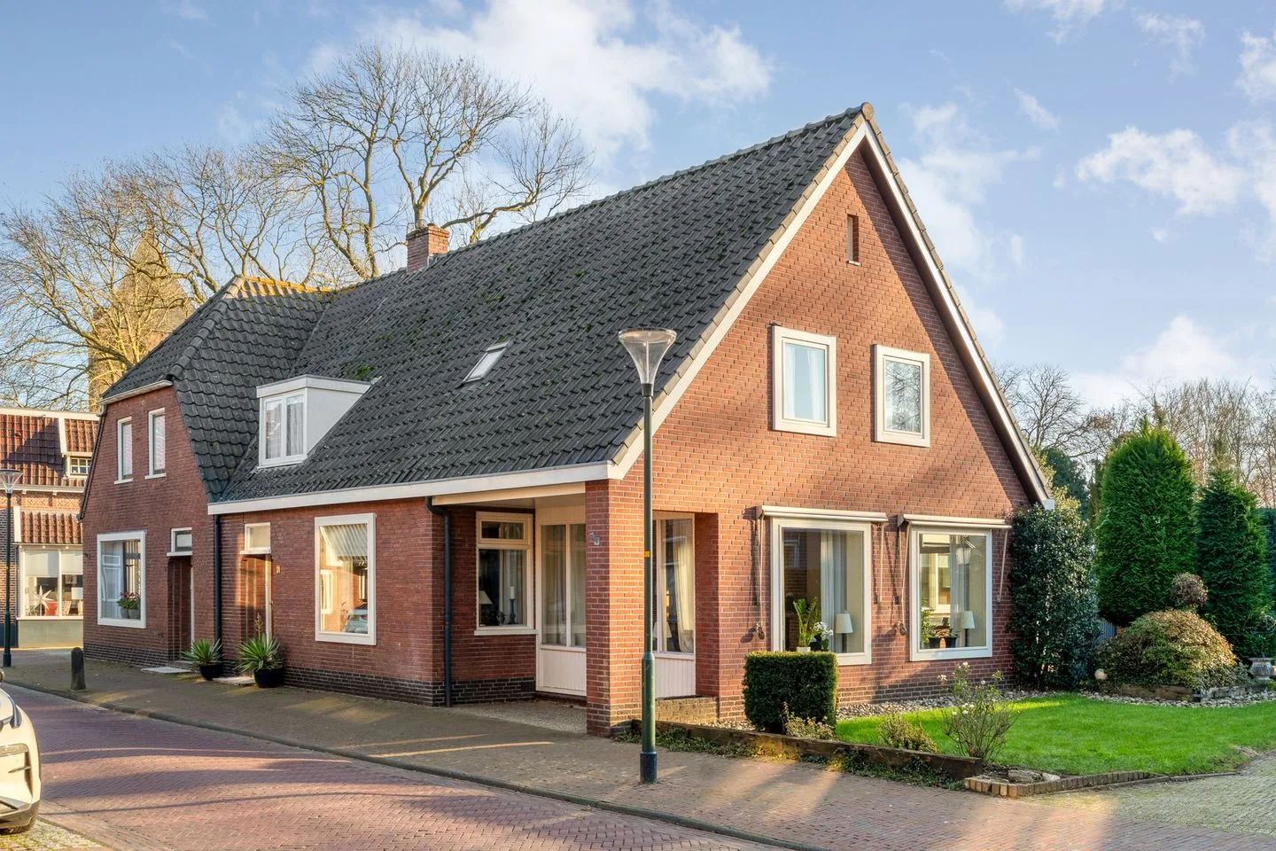 Grotestraat 11 in Den Ham