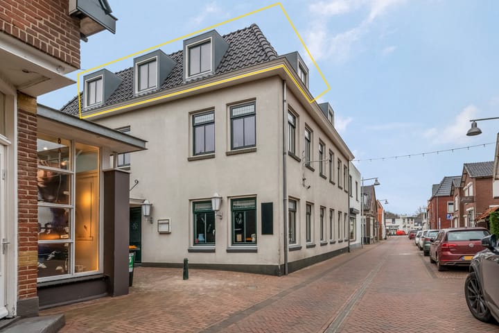 Grotestraat 133D en Ede foto