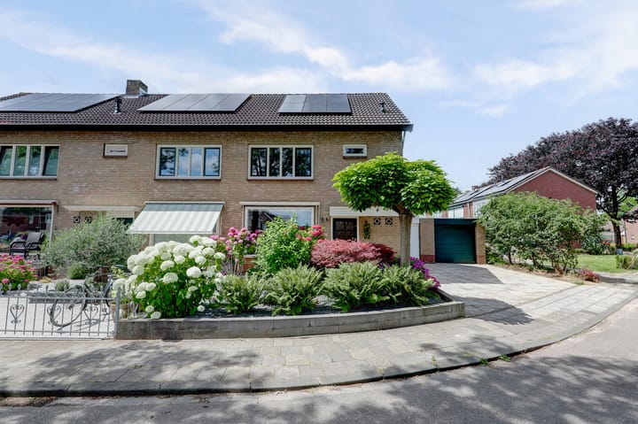 Gruttostraat 8 in Maurik Foto