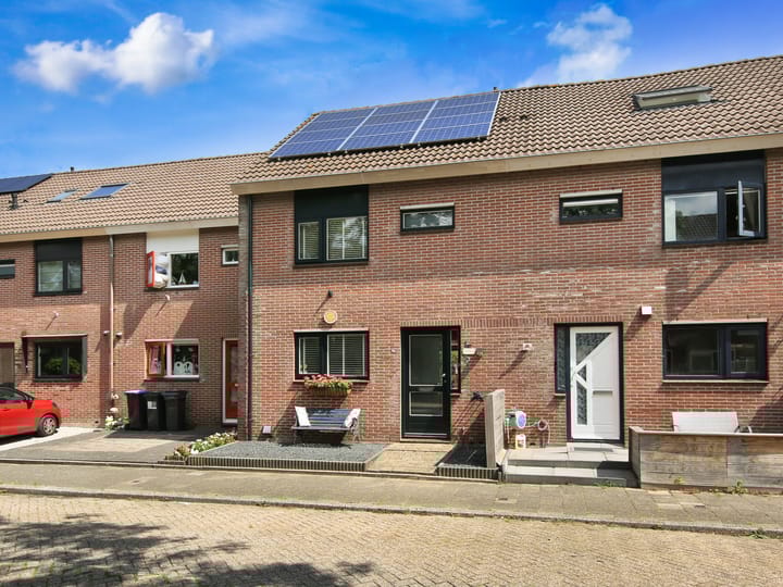 Guido Gezellelaan 29 en Hillegom foto