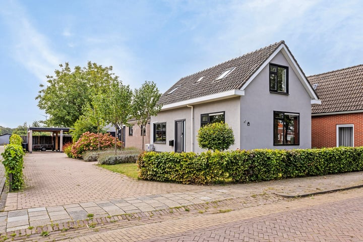 H.J. Kniggekade 35 in Stadskanaal Foto