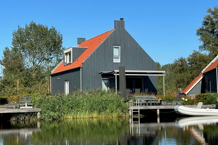 H.W. Stekelenburgweg 7 en Langelille foto