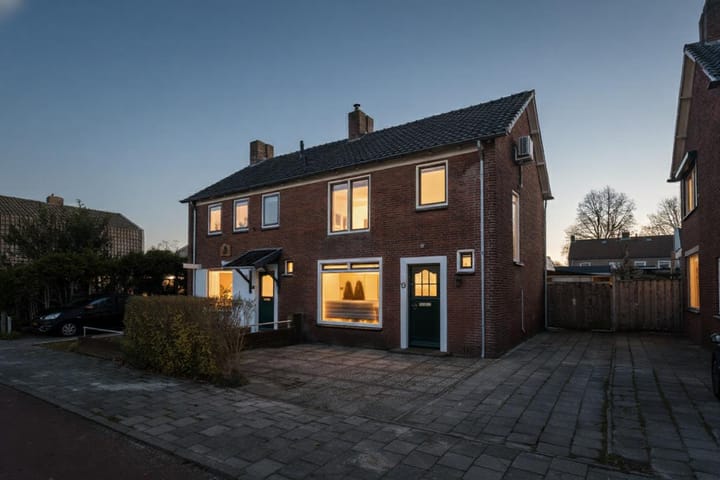 Haaksbergerstraat 13 in Hengelo photo