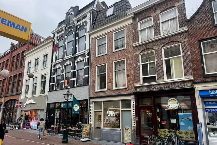 Haarlemmerstraat 63A in Leiden Foto
