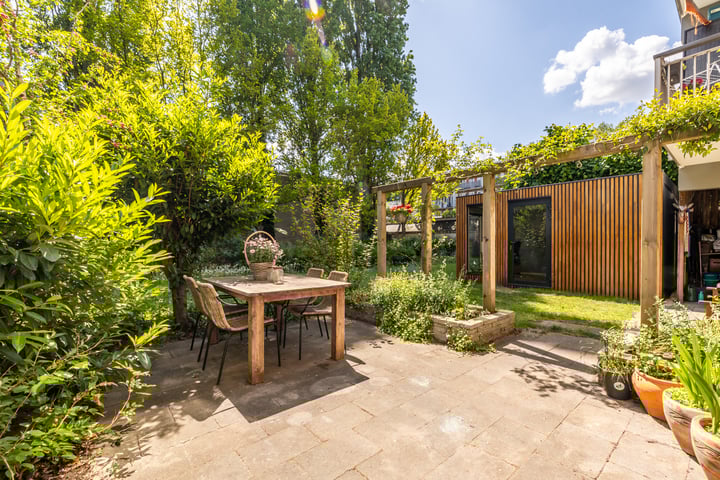 Haarlemmerweg 493A in Amsterdam foto