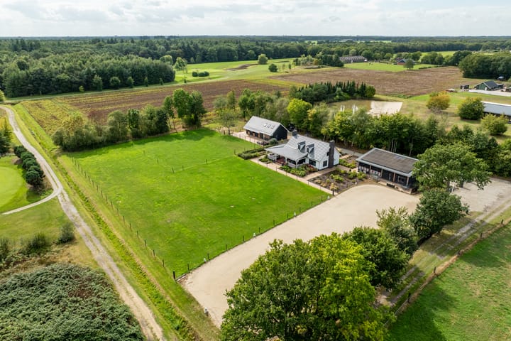 Haarweg 14 dans Tiendeveen photo