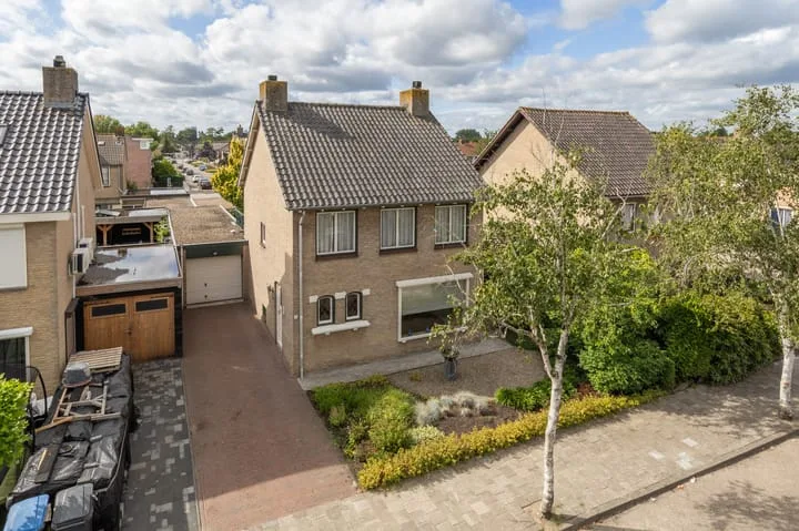 Hadewychlaan 4 in Roosendaal