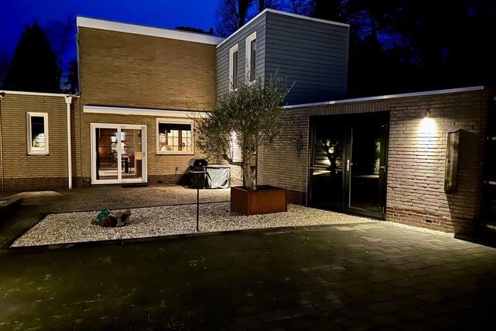 Hagedoorn 24 dans Emmen photo