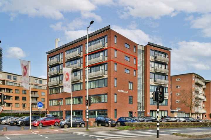 Hageland 116 in Amsterdam photo