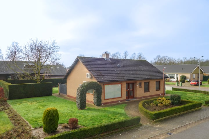 Hagenaarpark 37 in Maasbracht Foto