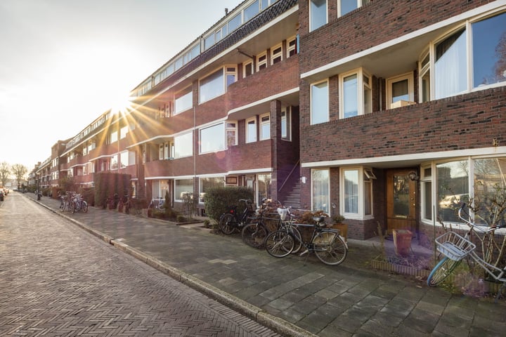 Hamburgerstraat 64a in Groningen