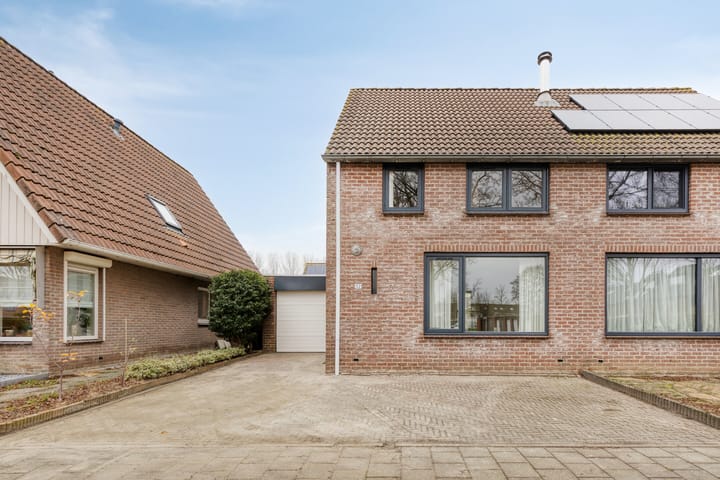 Hammarskjöldstede 52 dans Goes photo