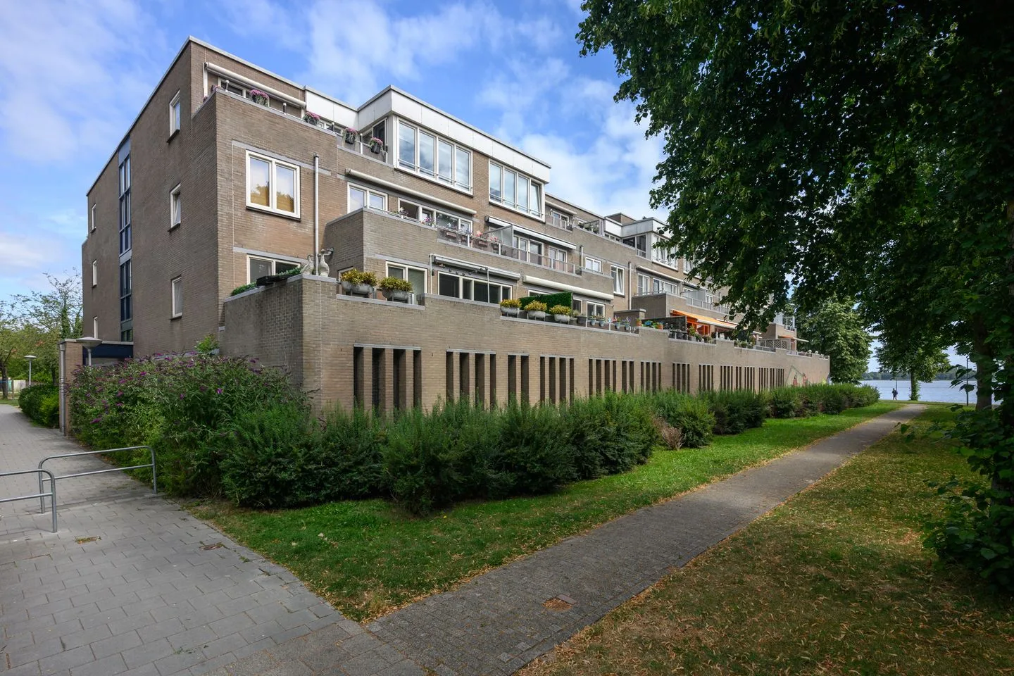 Harderwijkoever 14 Almere thumbnail 6