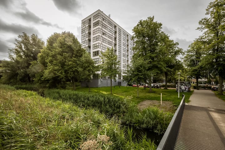 Harry Koningsbergerstraat 140 dans Amsterdam photo