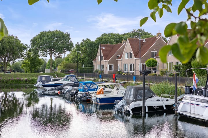 Haven 16 in Sprang-Capelle Foto