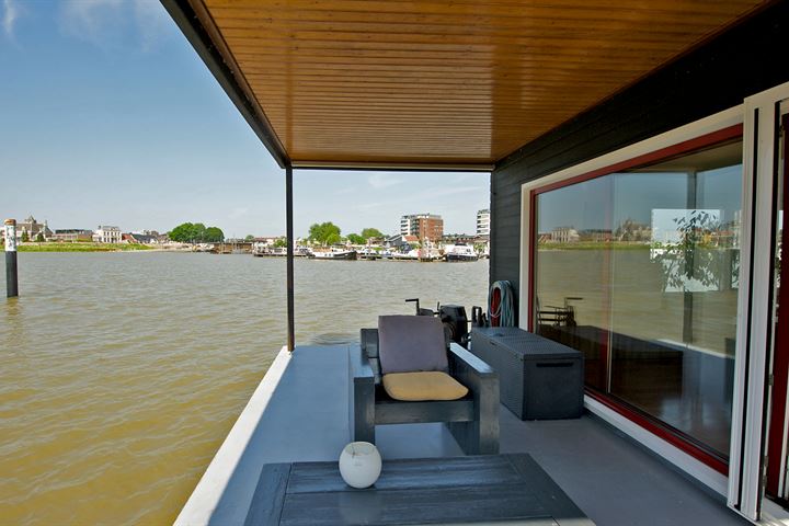 Haven 26 in Tiel Foto