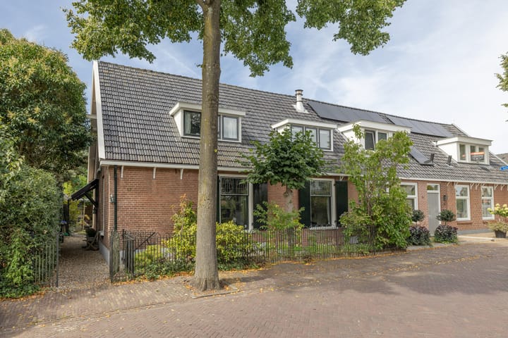 Havenstraat 31 en Huizen foto