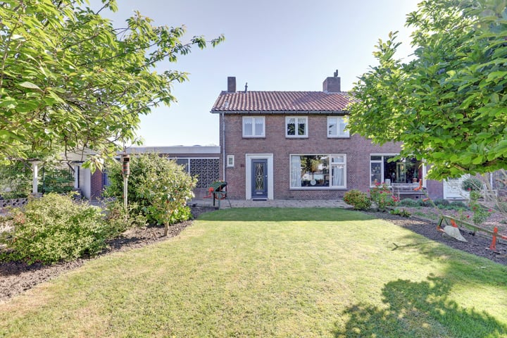 Hazeldonkse Zandweg 39 in Zevenbergen foto