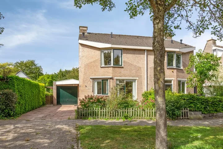 Hazeleger 62 Zeewolde thumbnail 6