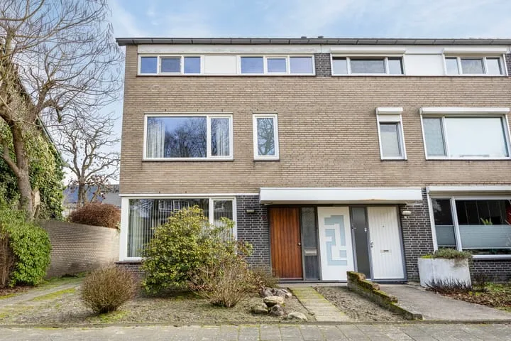 Hazelhoenhof 15 in Nuenen