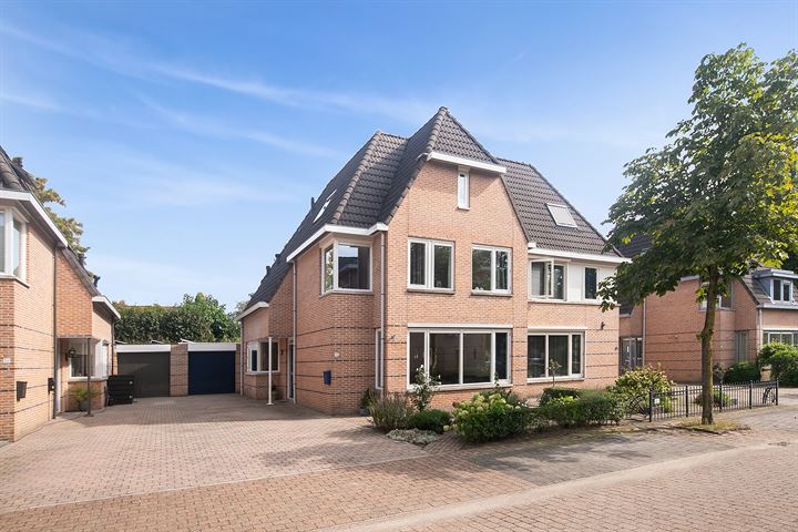 Hazenhoeve 34 in Bennekom foto