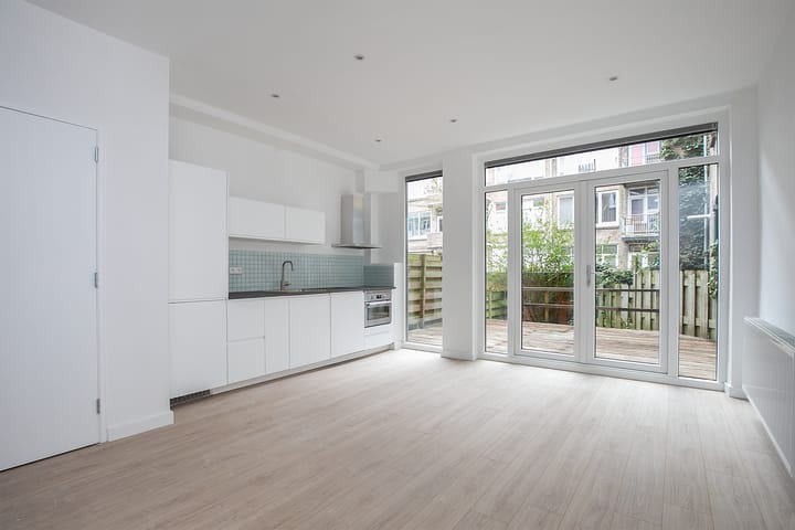 Photo of property Heemskerkstraat 70B, Rotterdam