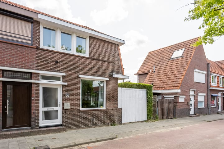 Heerenweg 92 in Heerlen photo