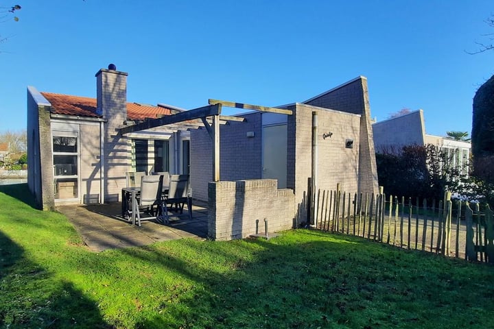 Heernisweg 1 in Brouwershaven Foto