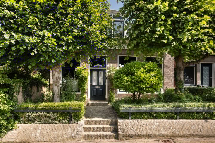 Hegebuorren 25 in Holwert Foto