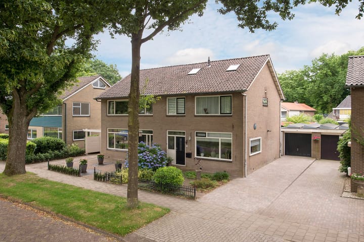 Heidelaan 9 in Emmen Foto