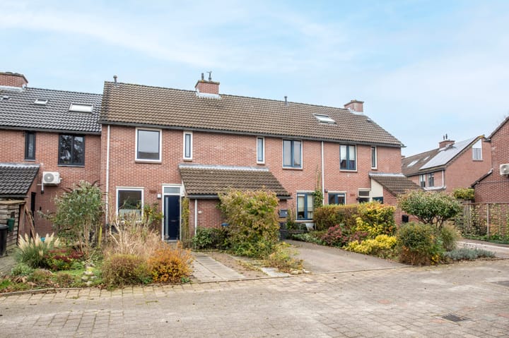 Heideveld 9 in Assen Foto