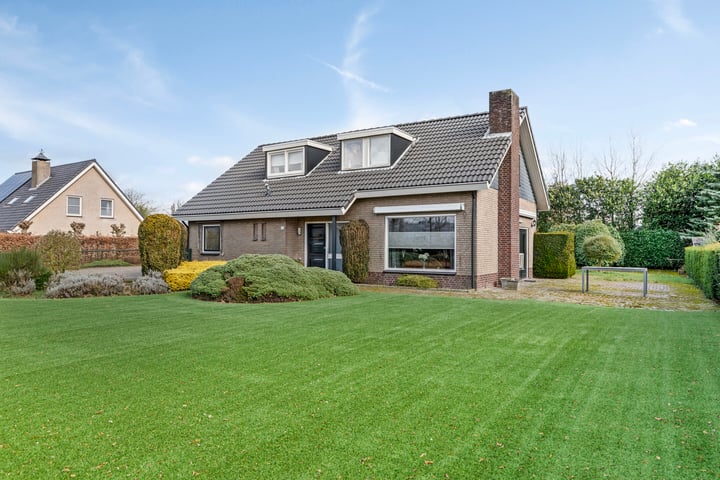 Heilaarstraat 136 dans Breda photo