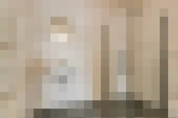 Helen Suzmanhof 14 Rotterdam thumbnail 27
